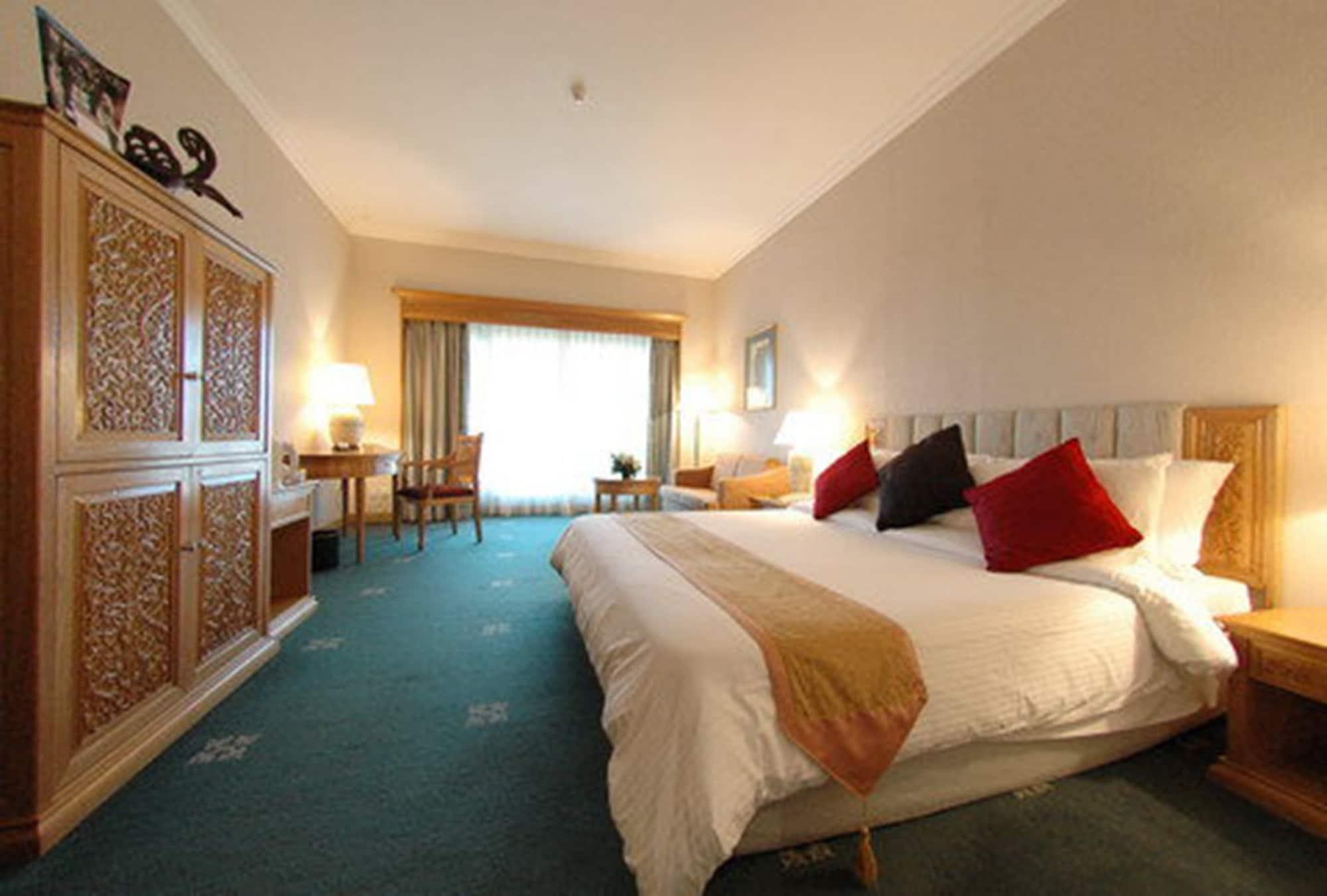 Puteri Wing - Riverside Majestic Hotel Κουτσίνγκ Εξωτερικό φωτογραφία