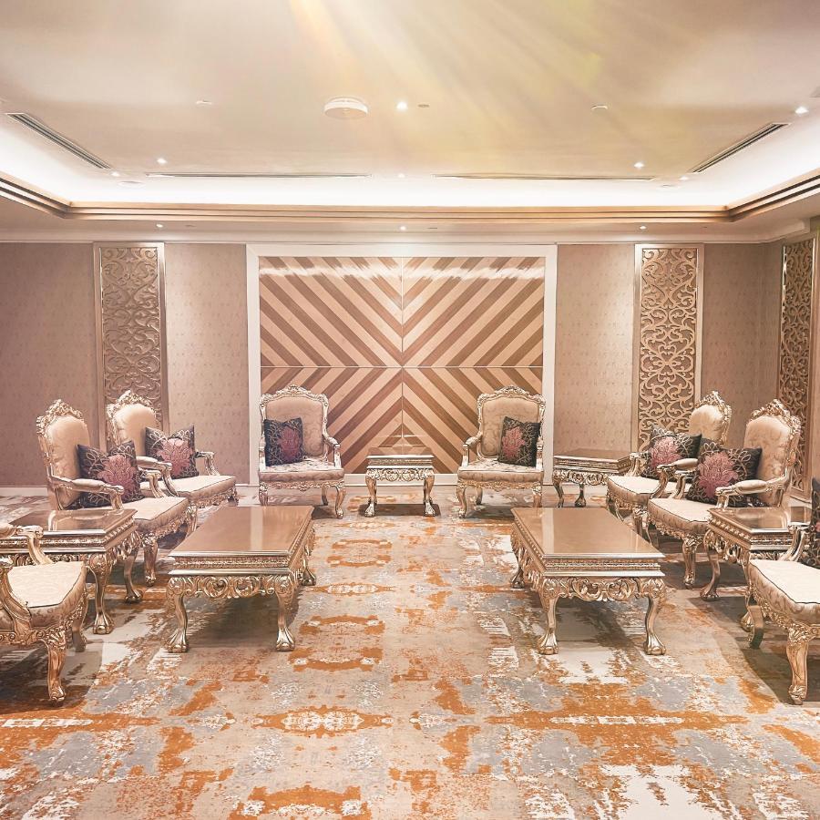 Puteri Wing - Riverside Majestic Hotel Κουτσίνγκ Εξωτερικό φωτογραφία