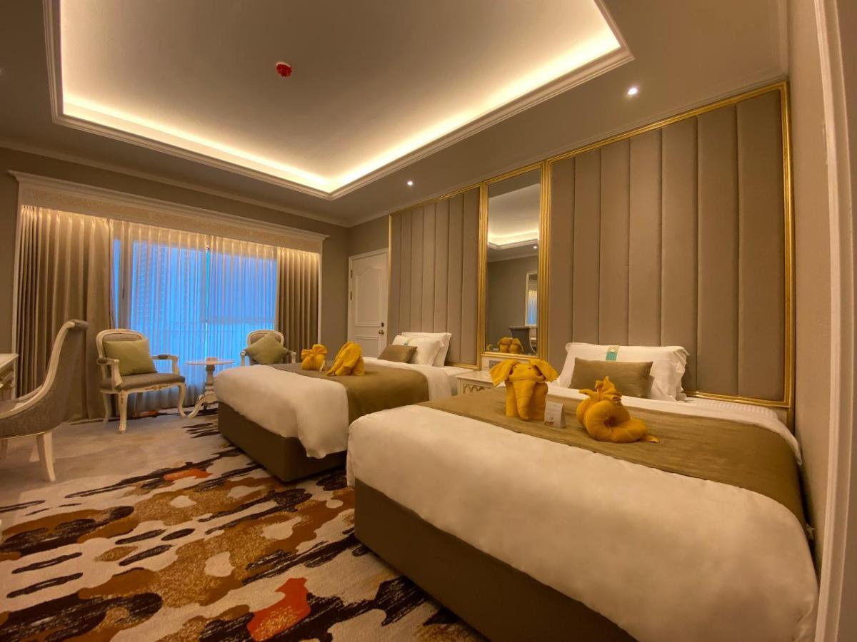 Puteri Wing - Riverside Majestic Hotel Κουτσίνγκ Εξωτερικό φωτογραφία