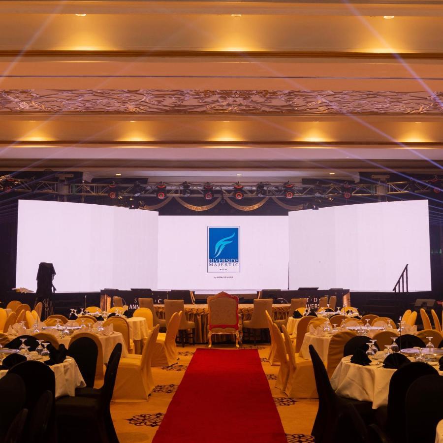 Puteri Wing - Riverside Majestic Hotel Κουτσίνγκ Εξωτερικό φωτογραφία
