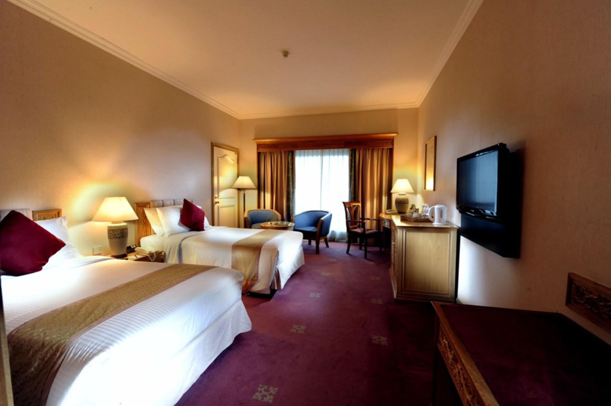 Puteri Wing - Riverside Majestic Hotel Κουτσίνγκ Εξωτερικό φωτογραφία