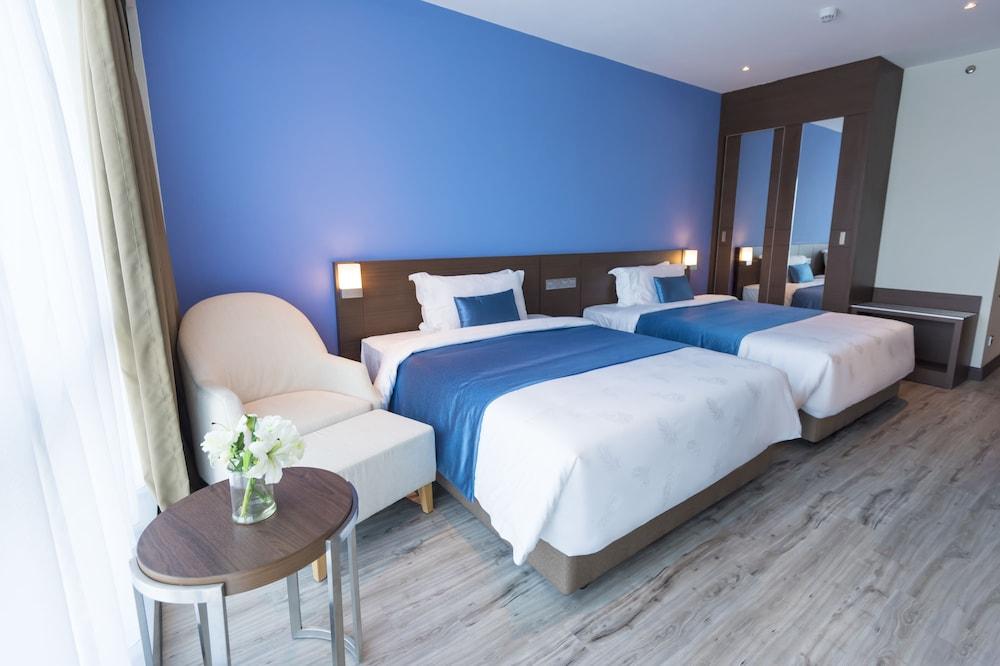 Puteri Wing - Riverside Majestic Hotel Κουτσίνγκ Εξωτερικό φωτογραφία